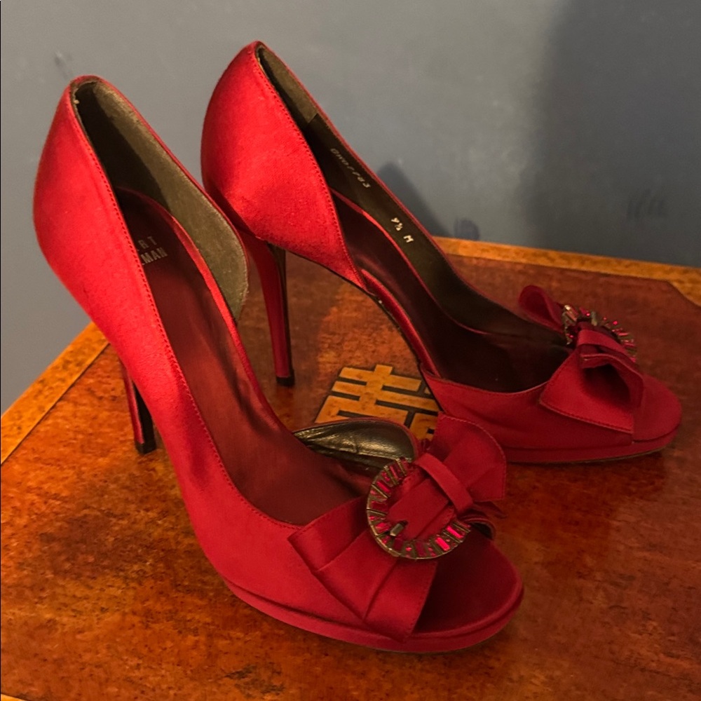Stuart Weitzman "Paradise" Burgundy Satin Wrapped Embellished Peep-toe Formal He